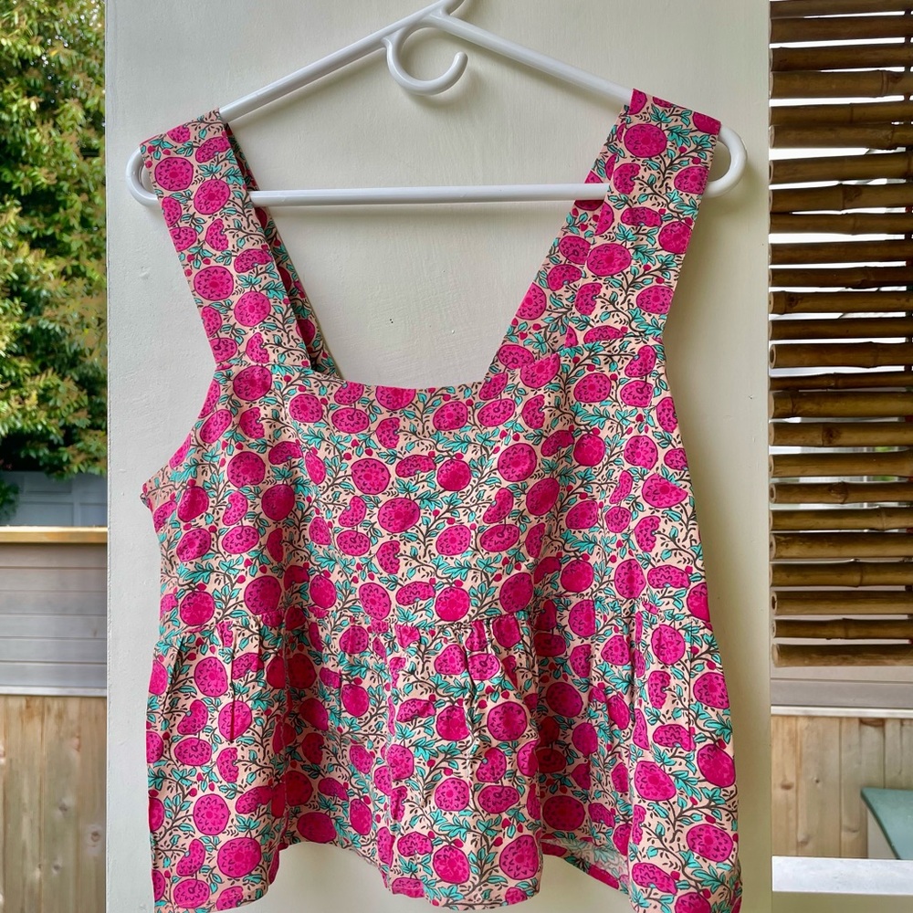 NATURAL LIFE “Pink Puff Floral”Pattern Sleeveless Boxy Tank Top NWT-L, authentic